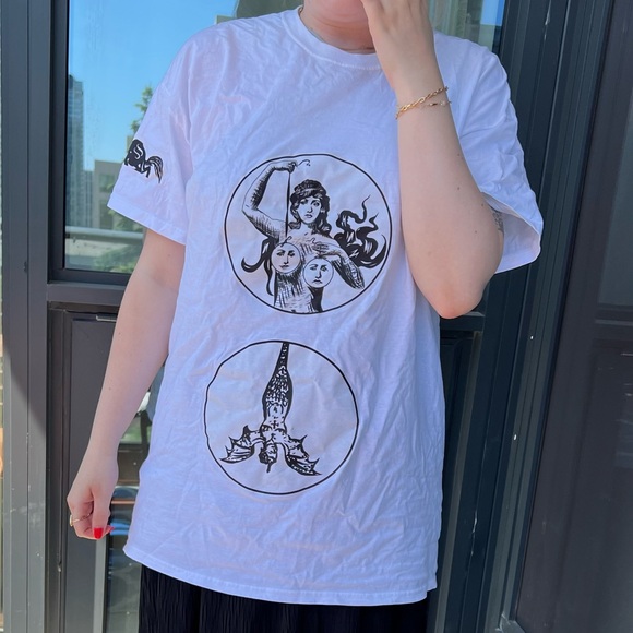 Printed Original Design t-shirt - Picture 3 of 5